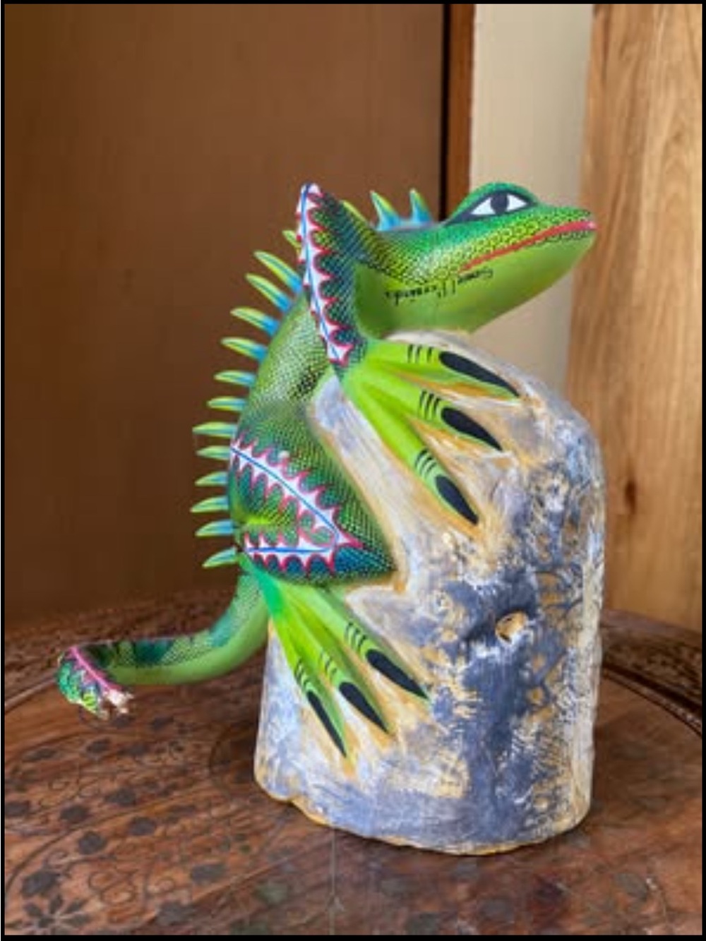 Handcrafted Green Iguana Reptile Figurine